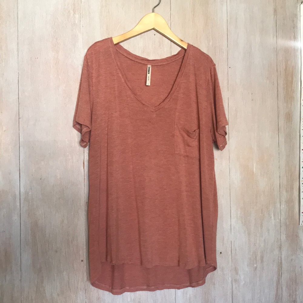 Tresics short sleeve v-neck t-shirt